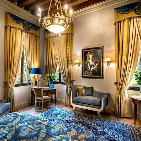 Franceschi & Hotel Mira