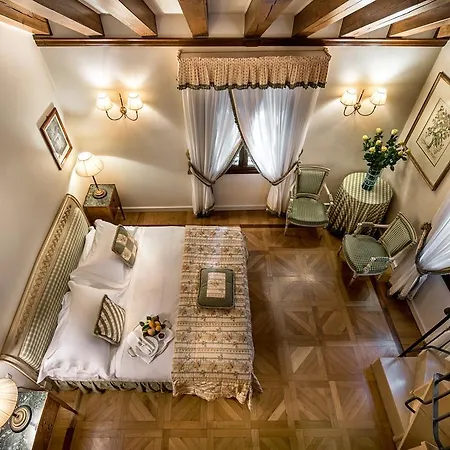 ريلايس إيه شاتوه فرانشيسكي 5*