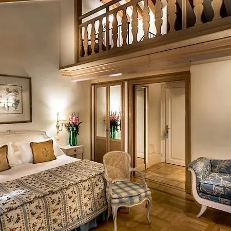 Hotel Franceschi & Mira