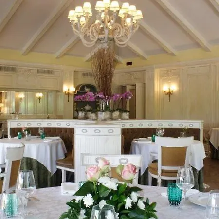Franceschi & Hotel