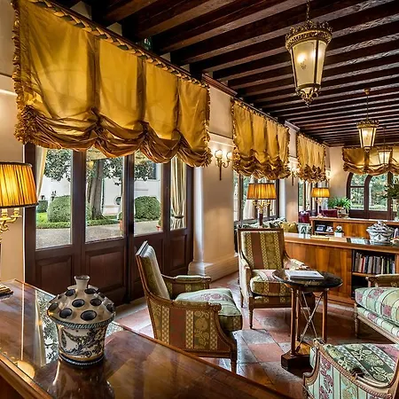 Hotel Franceschi &