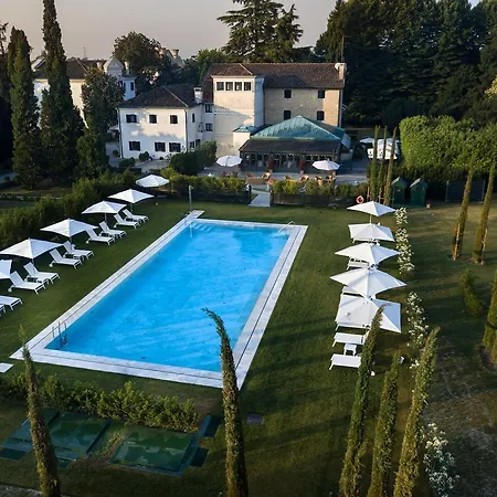 Hotel Franceschi & 5*